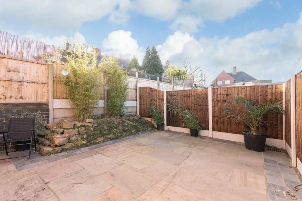 From - Peaceful, Cosy & Modern 2bed House Casa de Férias Nottingham