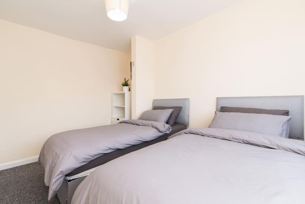 From - Peaceful, Cosy & Modern 2bed House Holiday home