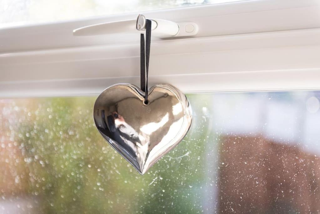 From - Peaceful, Cosy & Modern 2bed House * Nottingham