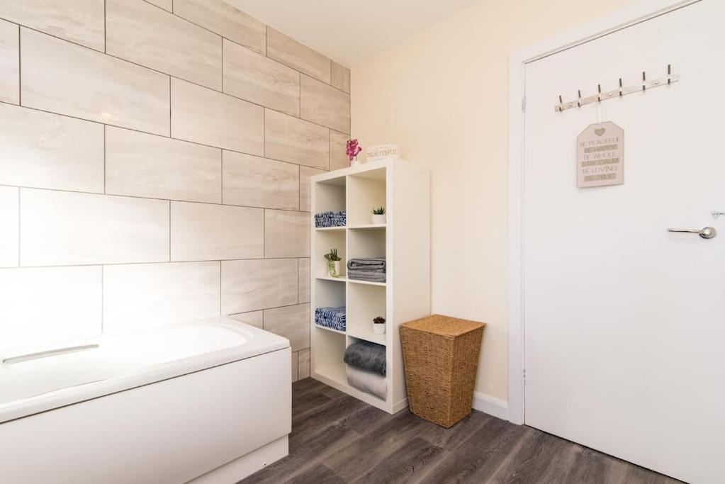 Holiday home From - Peaceful, Cosy & Modern 2bed House Nottingham