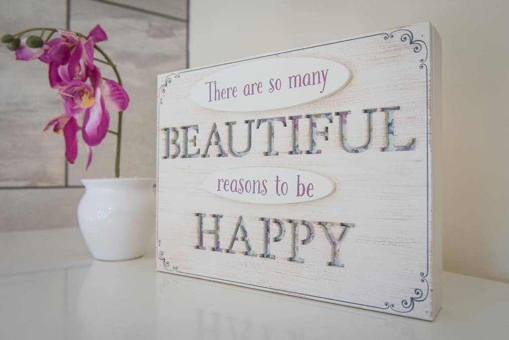 From - Peaceful, Cosy & Modern 2bed House Nottingham
